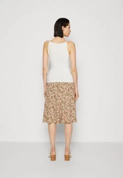 Anna Field Top - Off-white -Anna Field 252c7fad77454ab4b93a2bea16770ecd