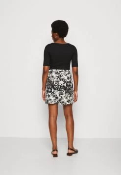 Anna Field Shorts - Black/off-white -Anna Field 3a9846adea8c4808a36cdb49e64ed70f